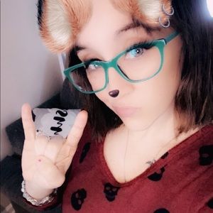 Meet your Posher, Rebecca